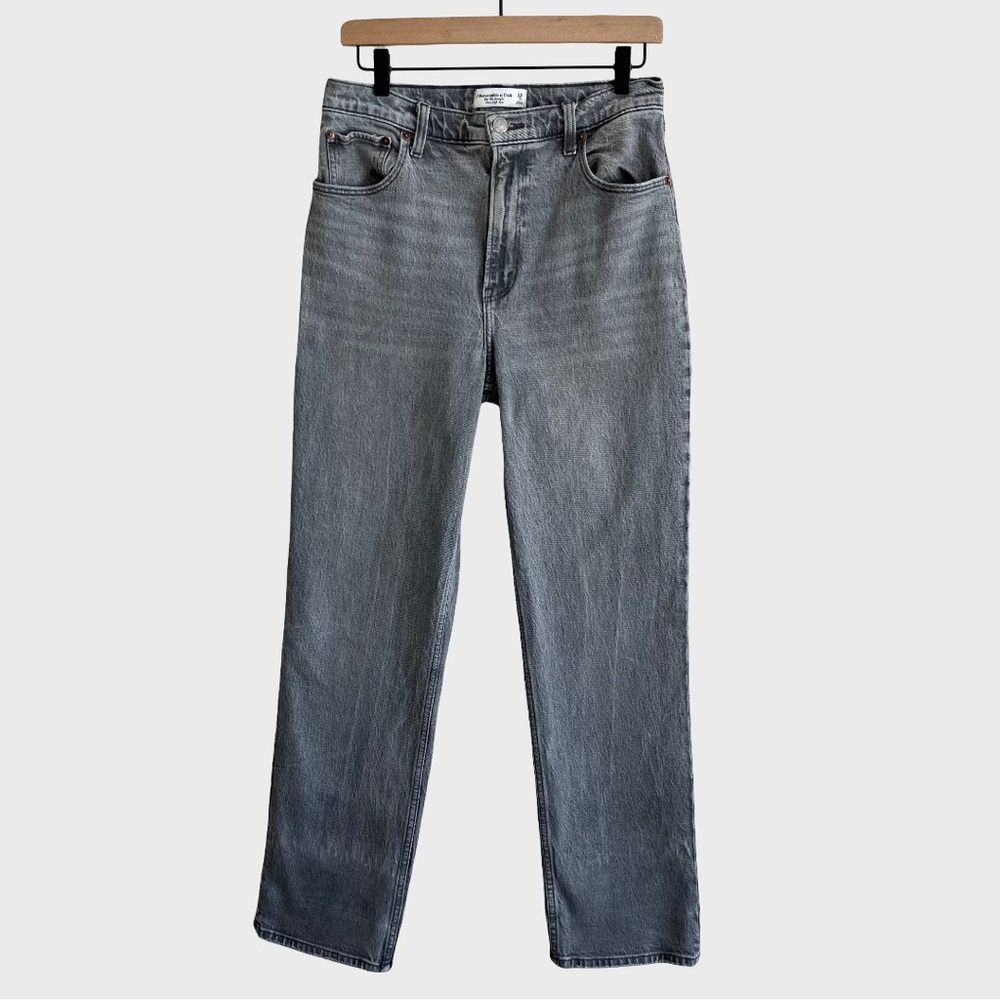 Abercrombie & Fitch The 90s Straight Ultra High Rise Jeans Grey Wash 29 8 R